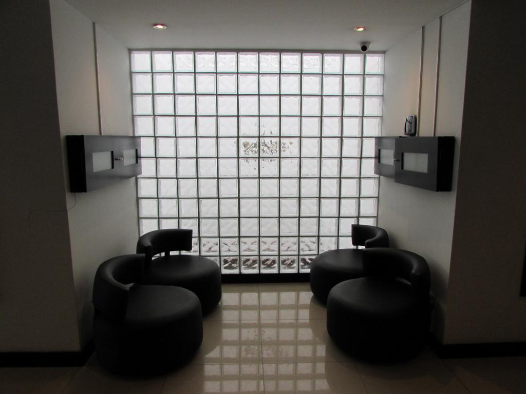 Aw Hotel Connect 33 Bogotá Kültér fotó