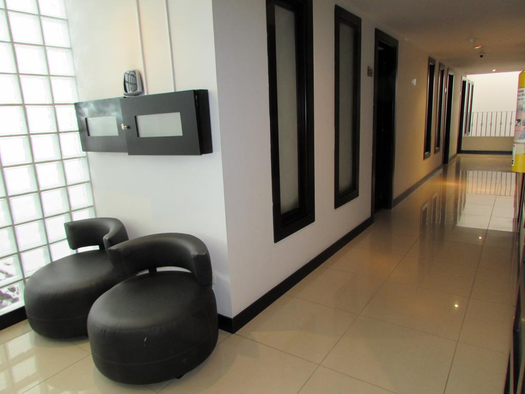 Aw Hotel Connect 33 Bogotá Kültér fotó