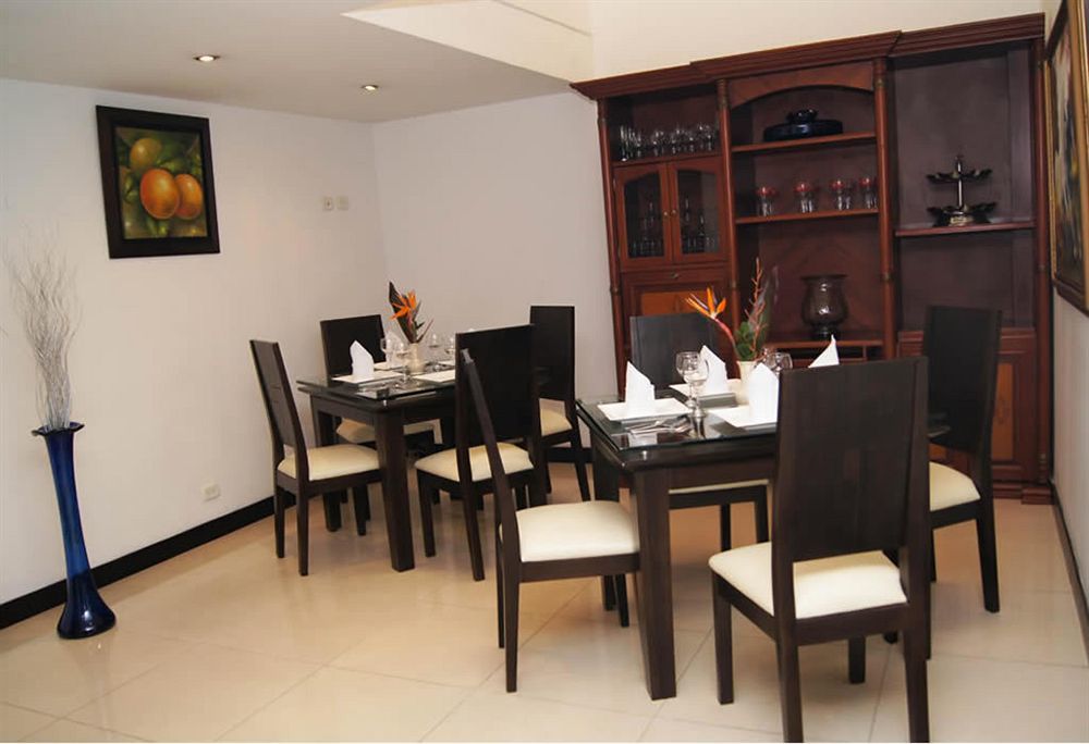 Aw Hotel Connect 33 Bogotá Kültér fotó