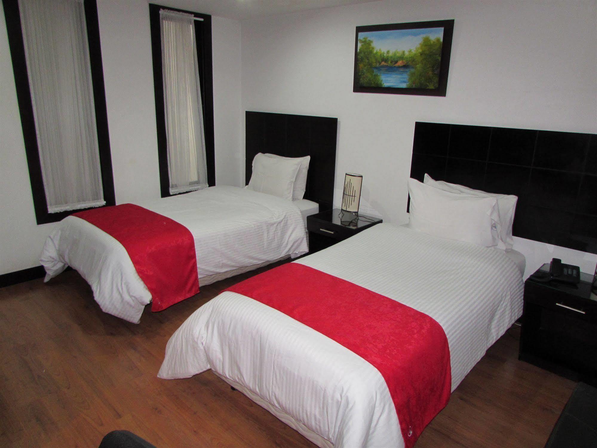 Aw Hotel Connect 33 Bogotá Kültér fotó
