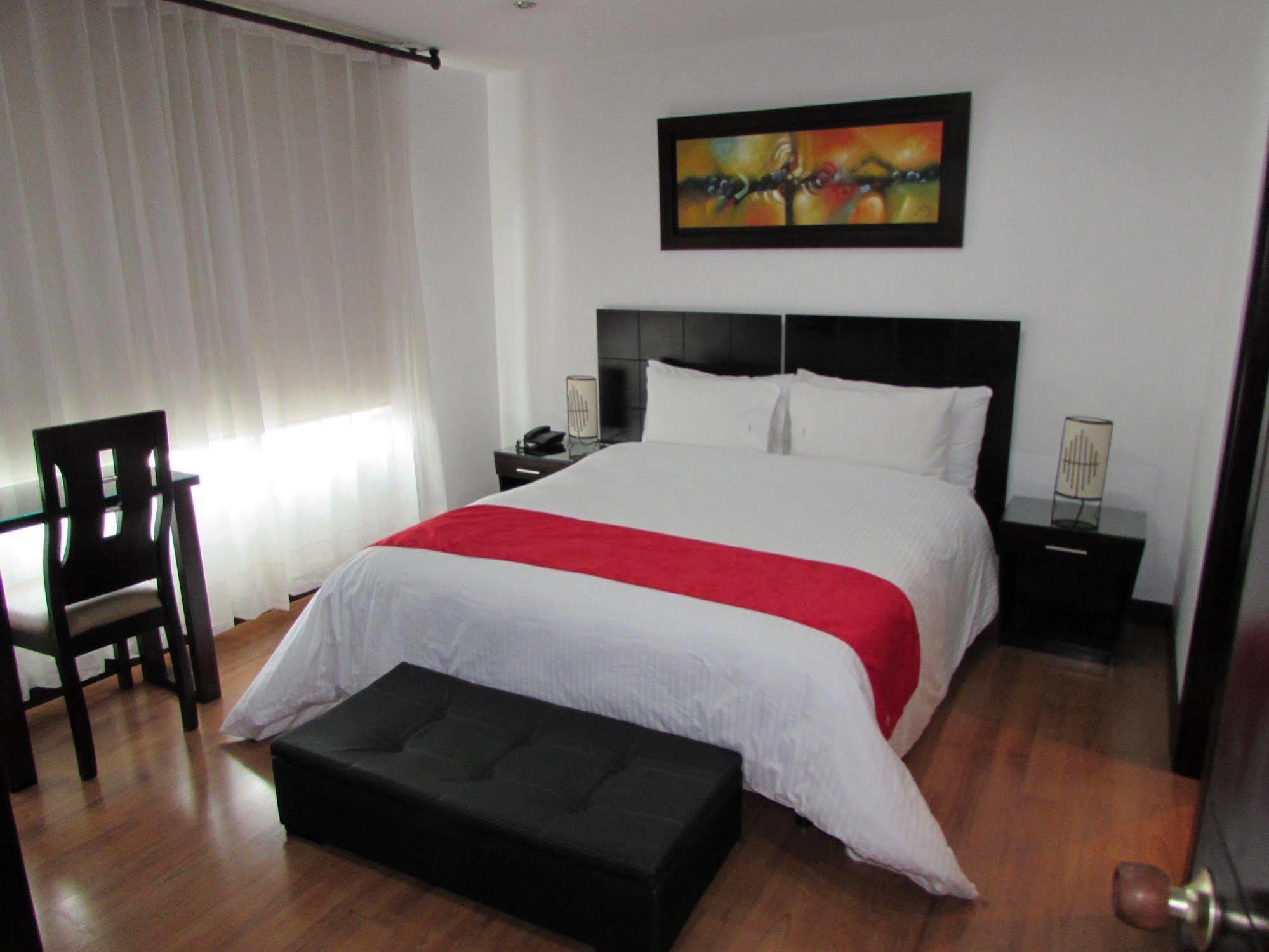 Aw Hotel Connect 33 Bogotá Kültér fotó